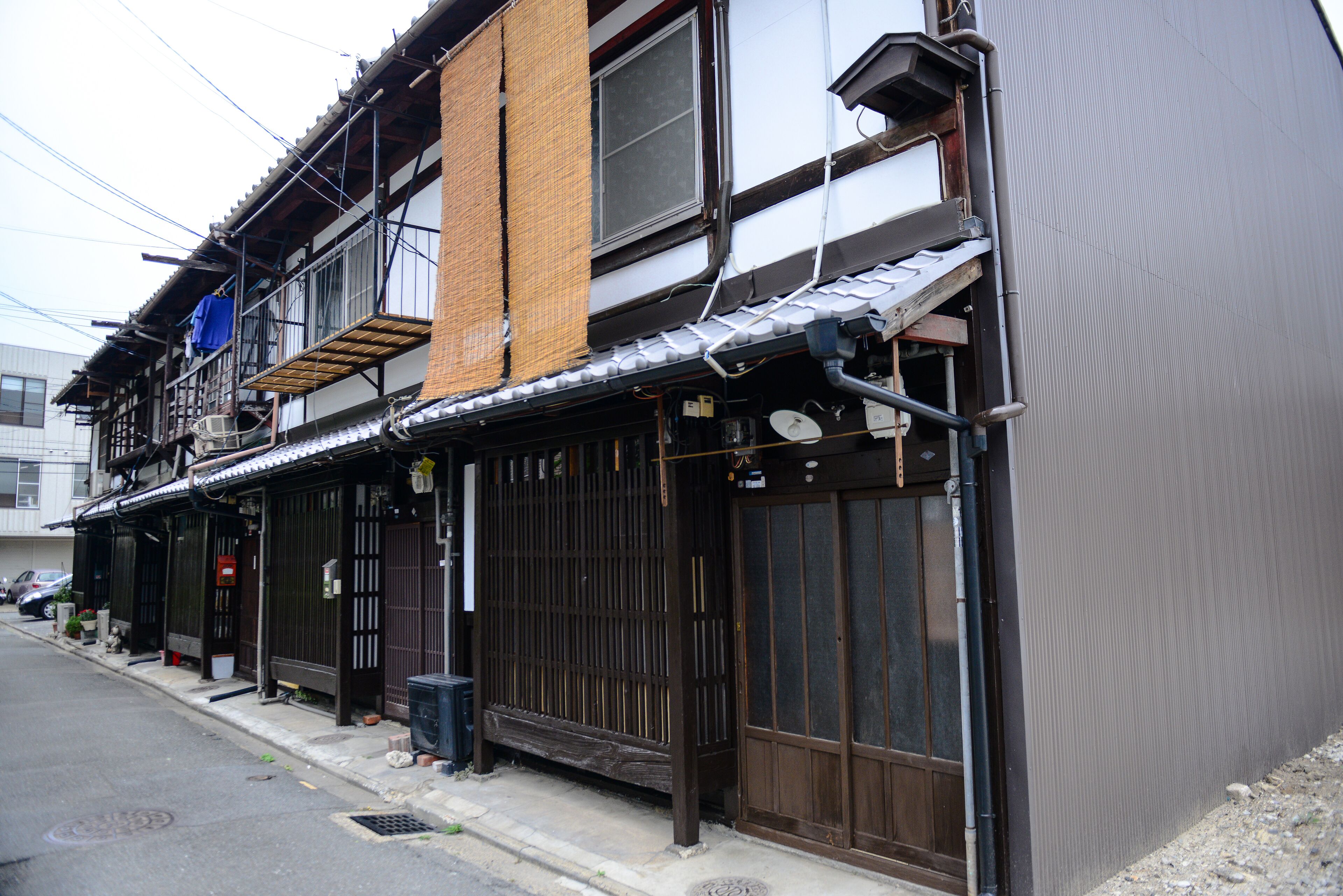 Nishioji Kado