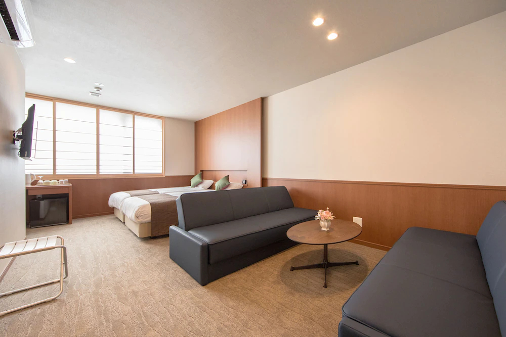 No6 Nijo Hotel