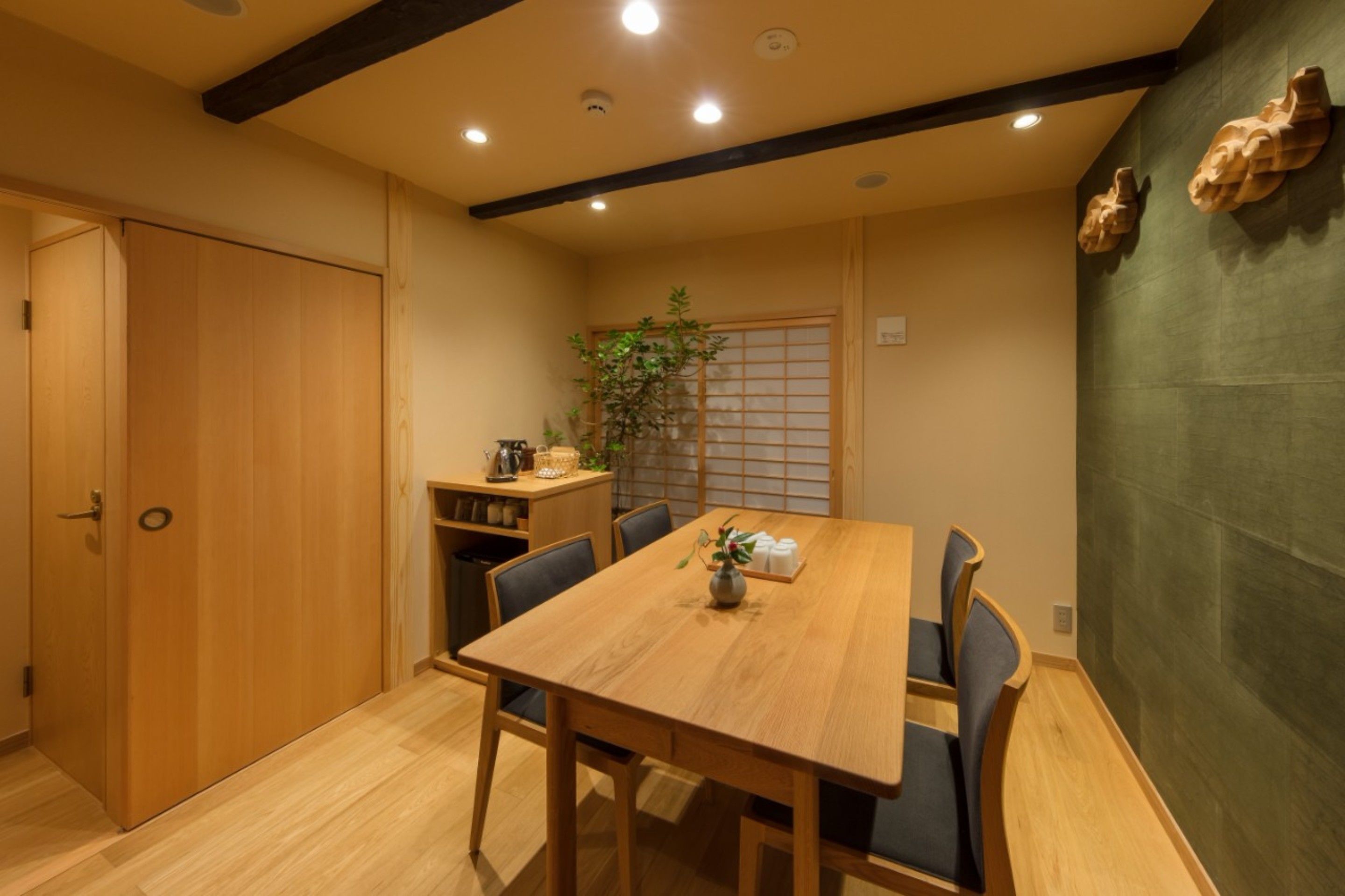 Rinn Machiya Kuon