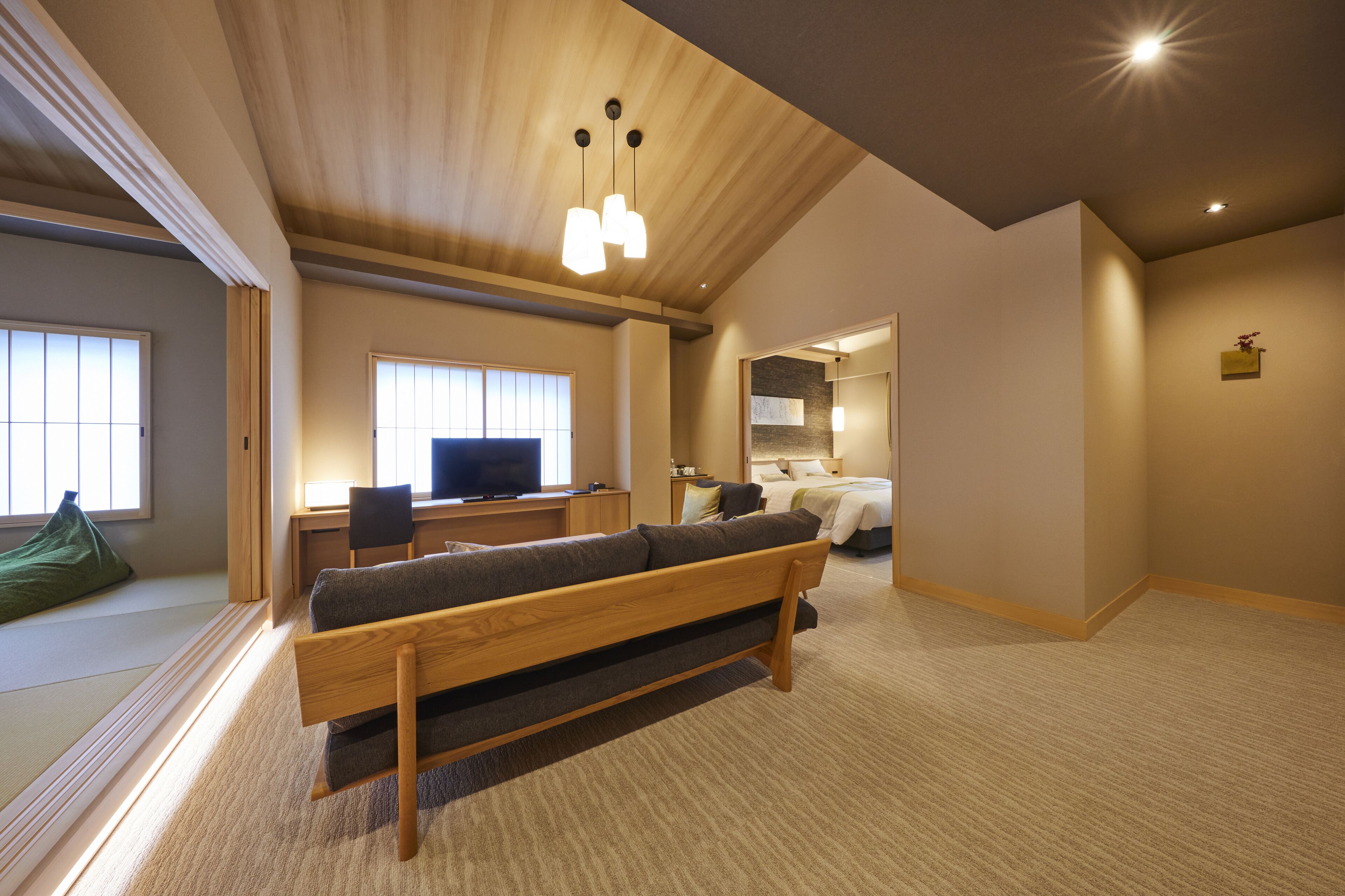Rinn Shirakawa South