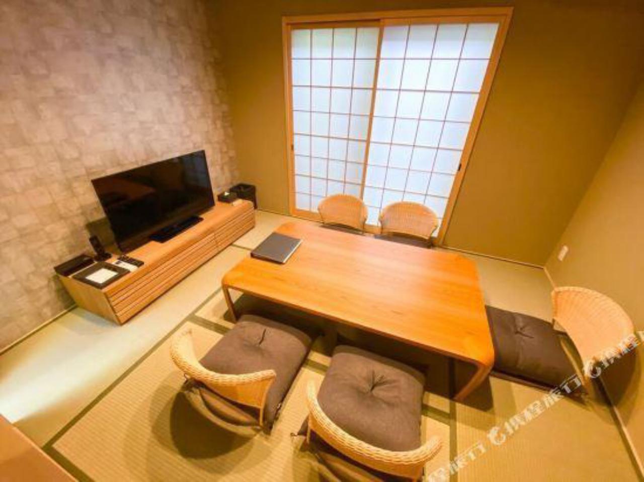 Rinn Tsukinowa East