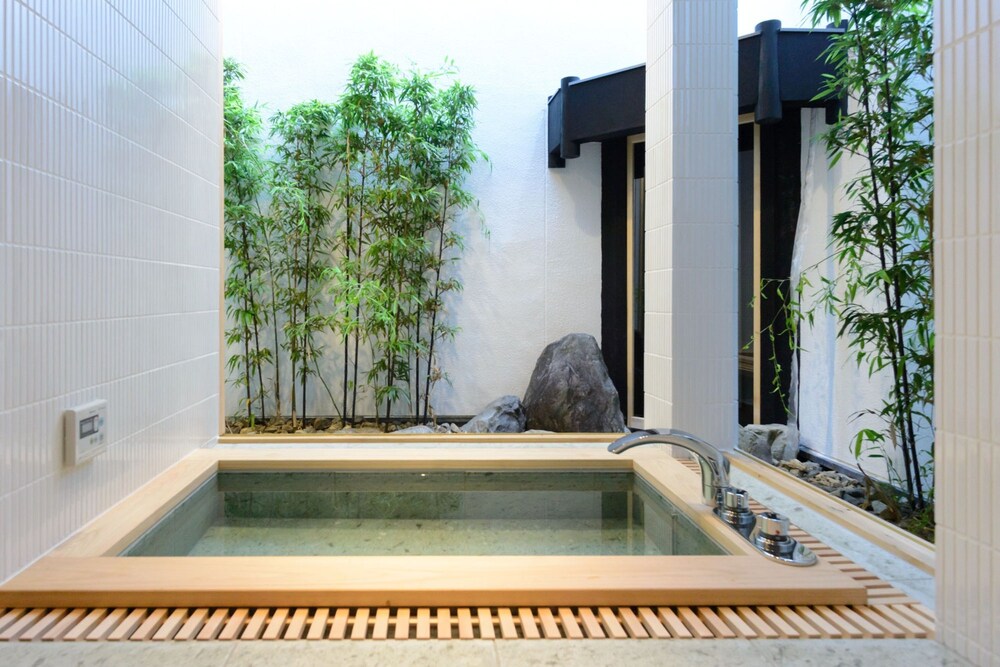 Rinpa by Yadoru KYOTO HANARE