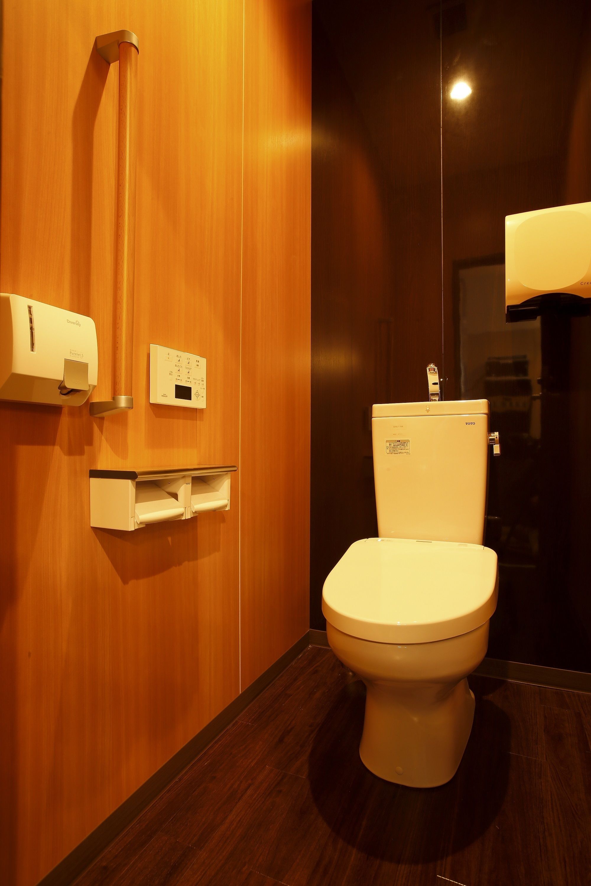 Sauna & Capsule Hotel Rumor Plaza