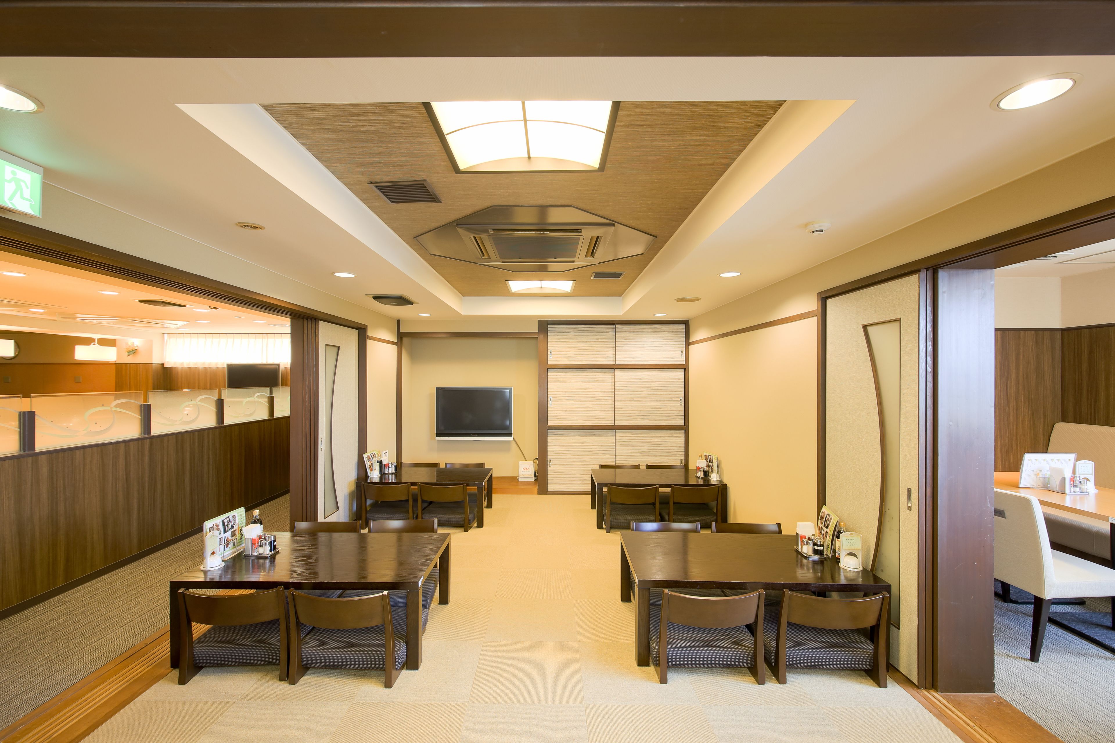 Sauna & Capsule Hotel Rumor Plaza