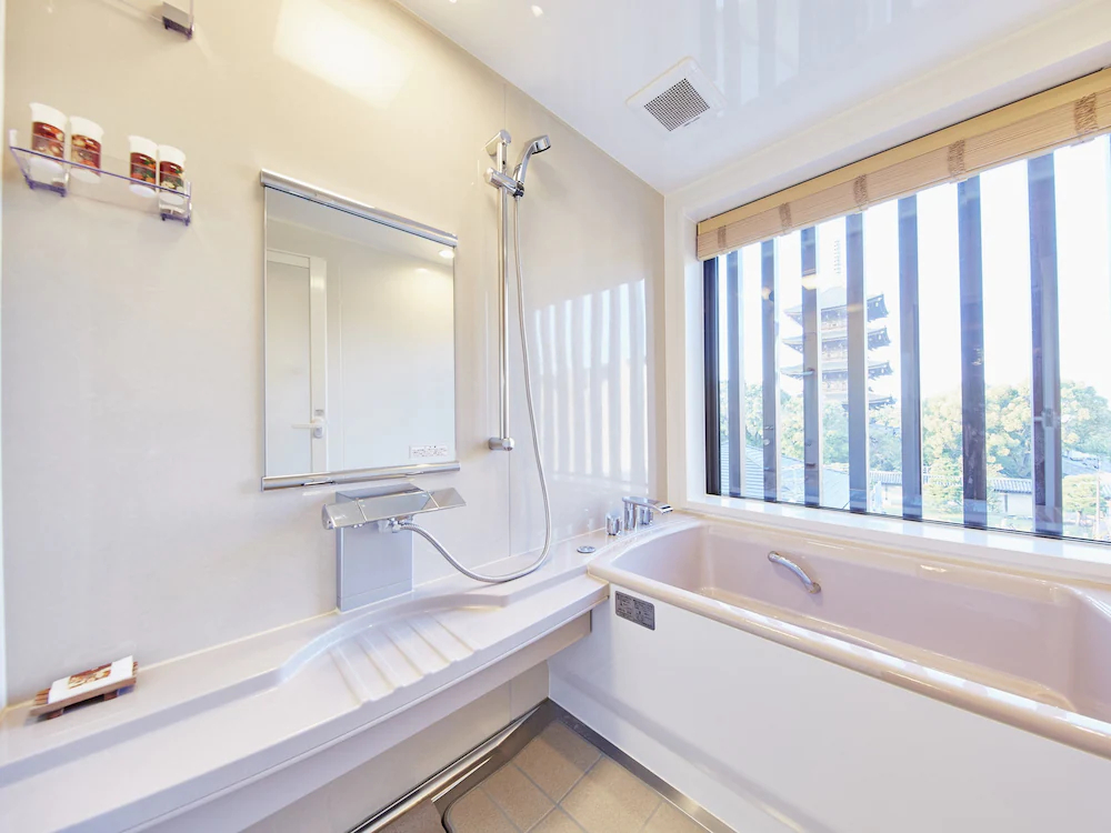 Sunrise Suites