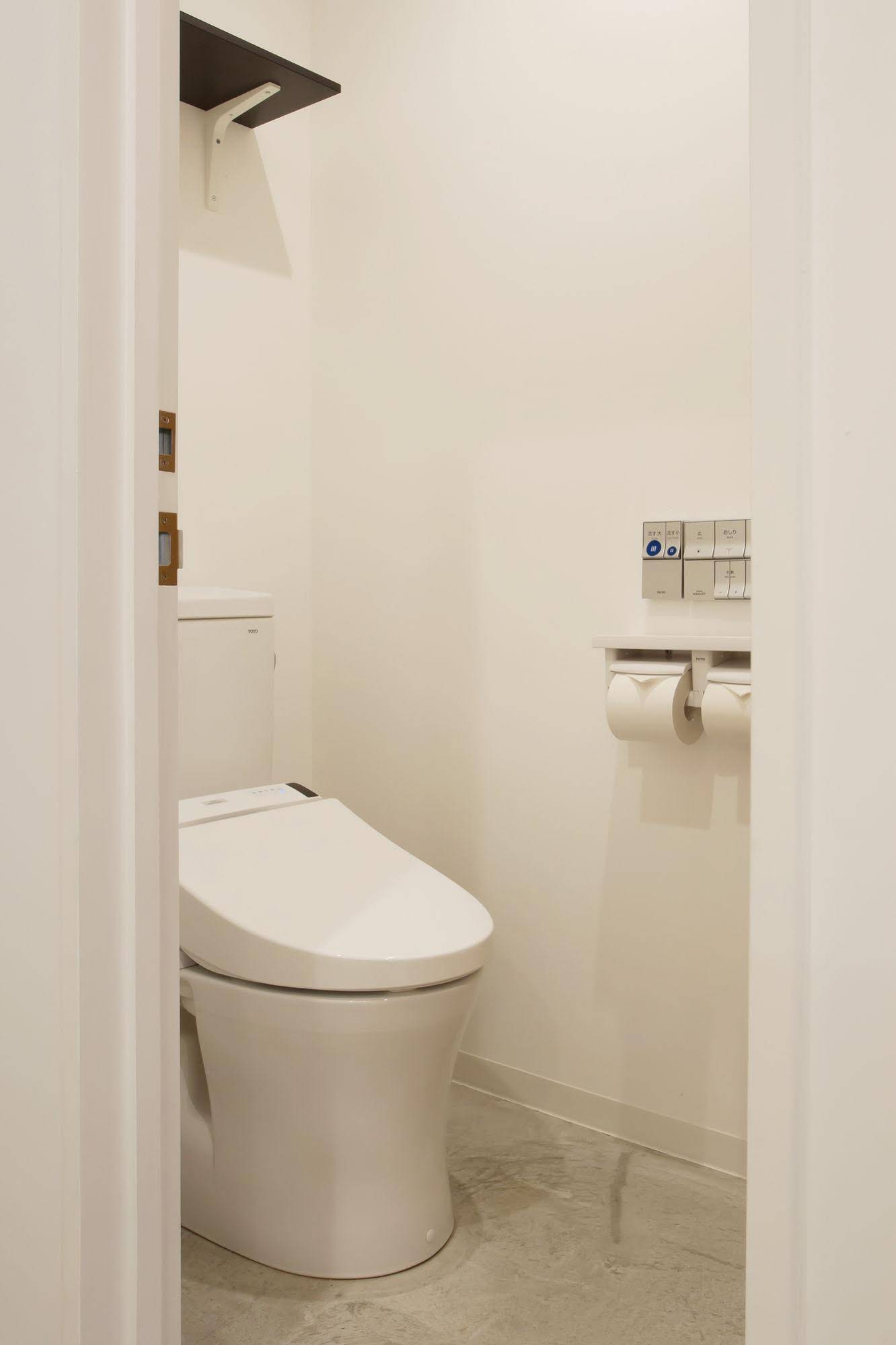 The Next Door Hostel, lower east nine