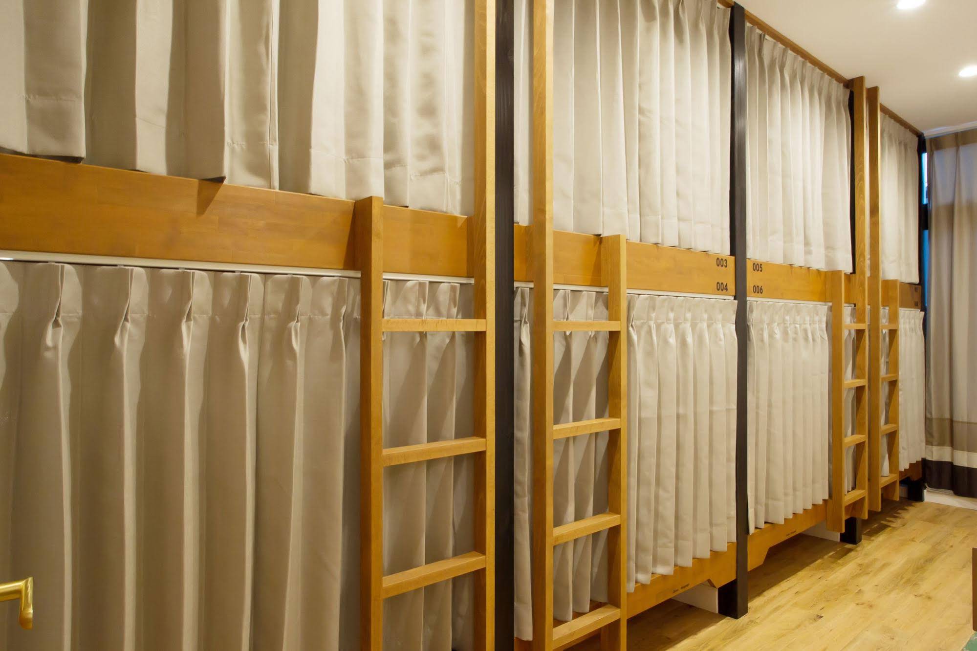 The Next Door Hostel, lower east nine
