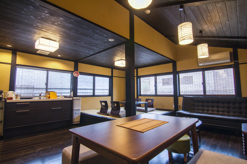 Tofukuji Machiya inn Sakura & Tsuki