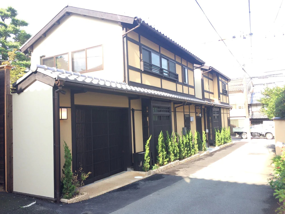Tofukuji Machiya inn Sakura & Tsuki