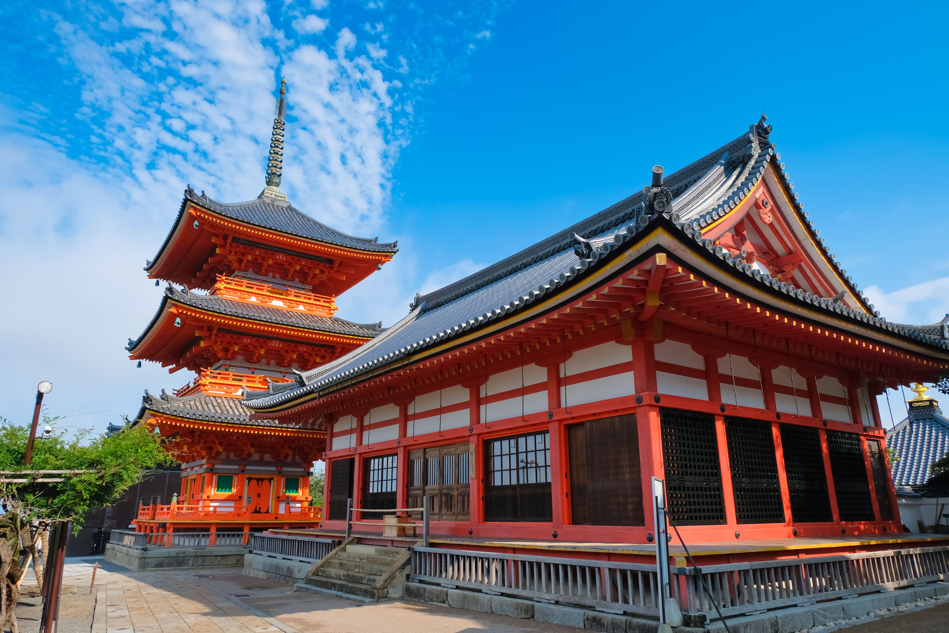 Tsumugi Gojo Omiya