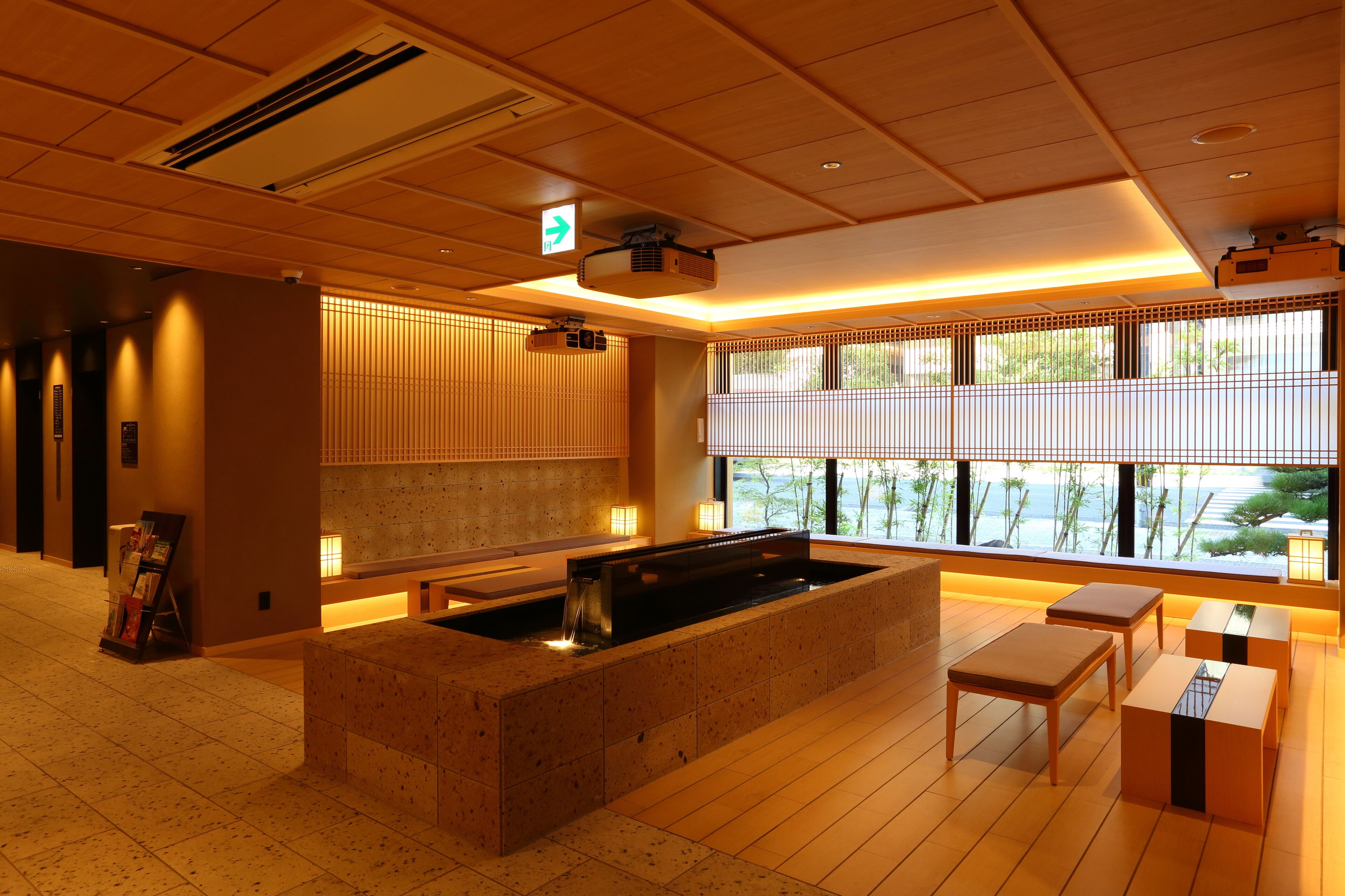 Henn na Hotel Premier Kyoto Gojo Karasuma