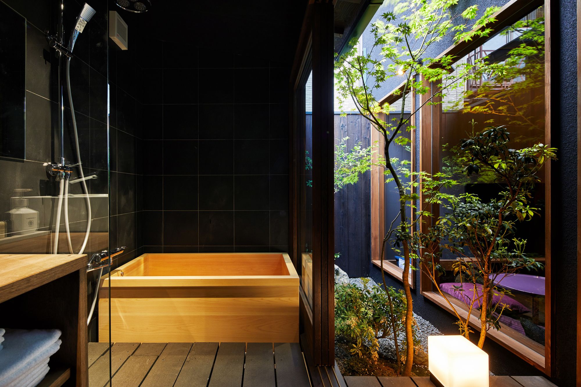 Yadoru KYOTO HANARE Kanade No Yado