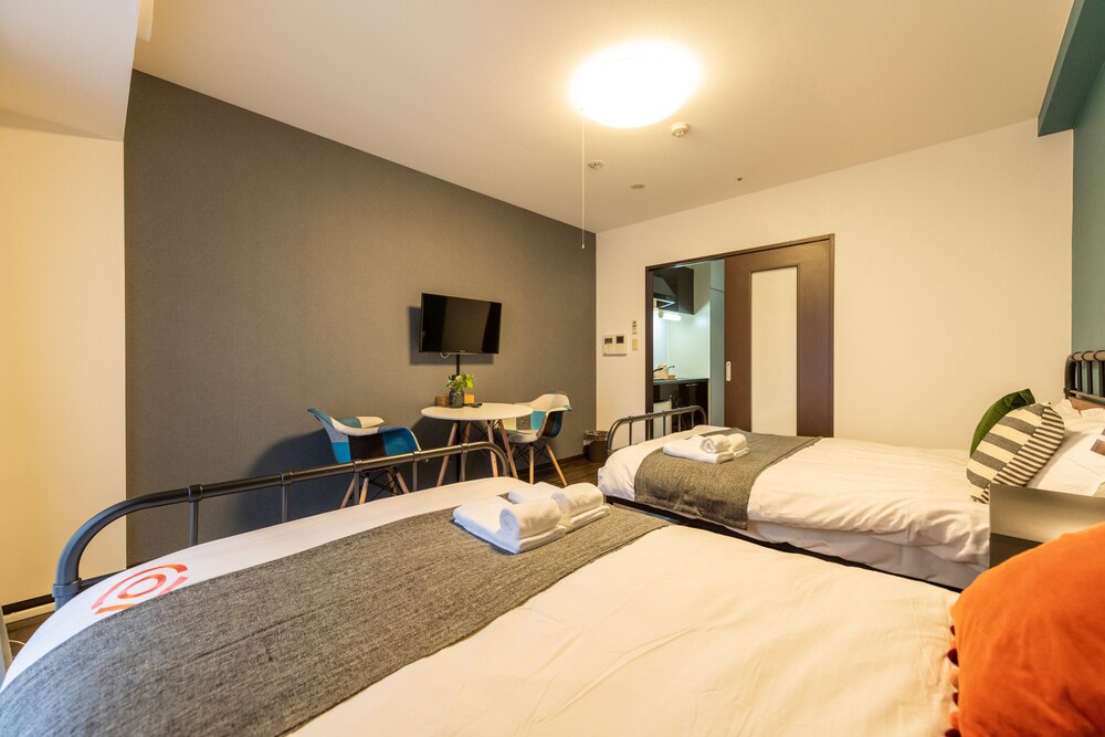 Yeah Room Gion Shijo