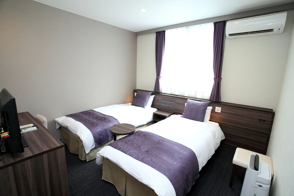 City Hotel New Commander