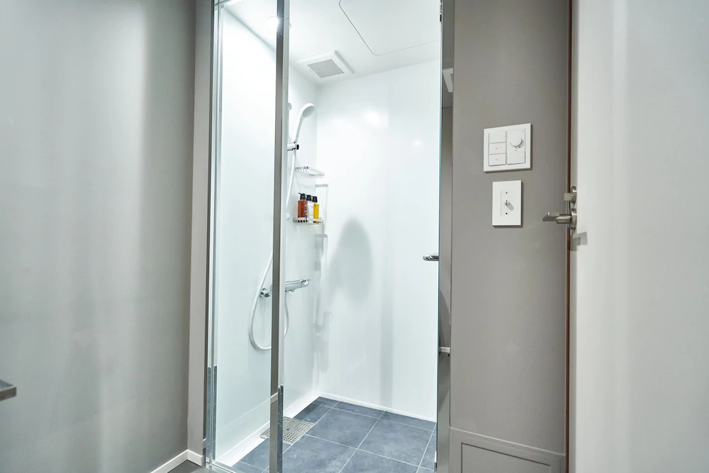 MONday Apart Premium OSAKA NAMBA WEST