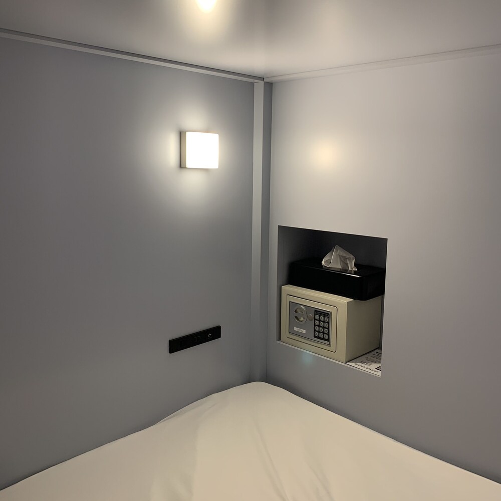MONday Apart Premium OSAKA NAMBA WEST