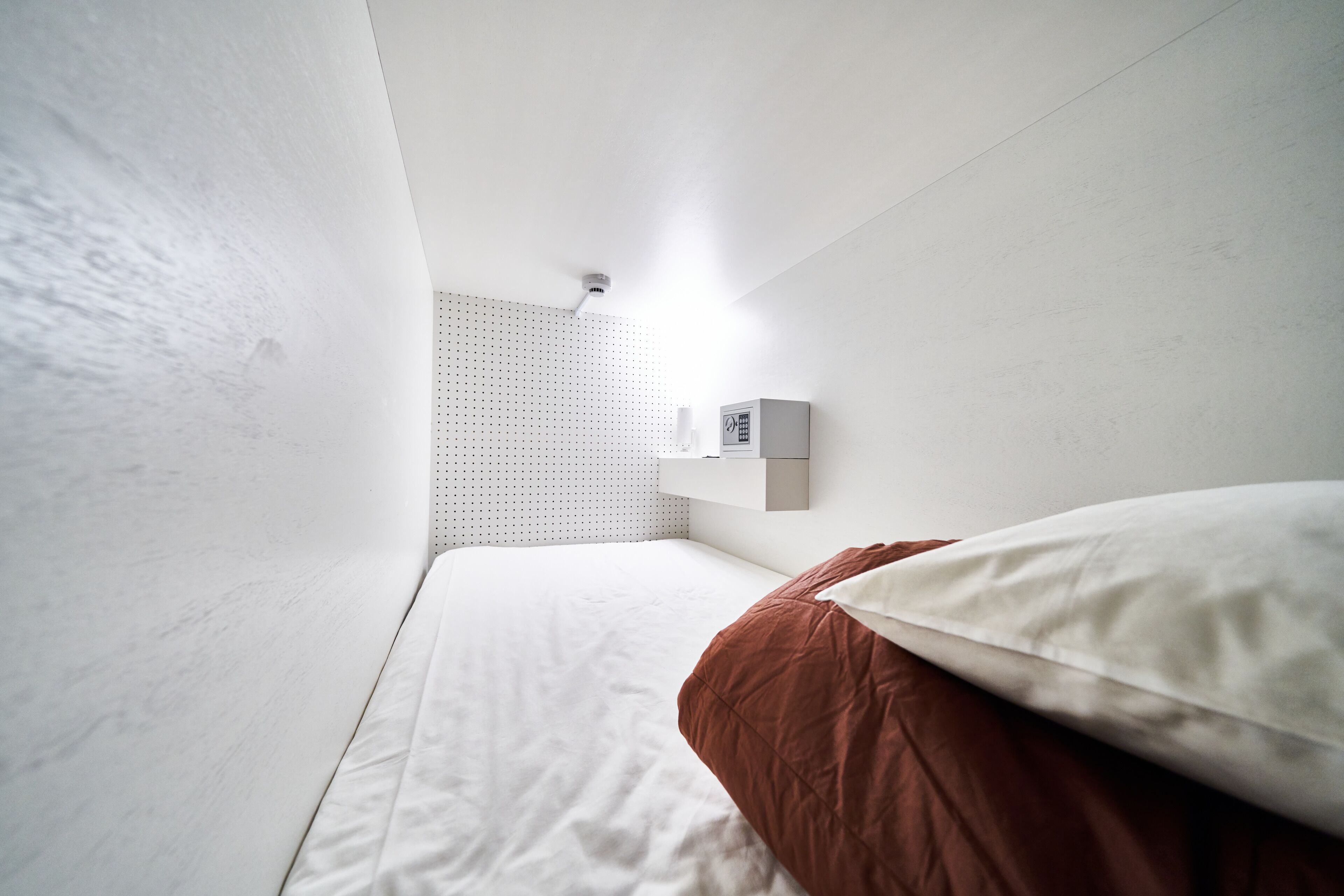 &And Hostel Shinsaibashi East