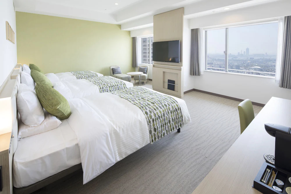Art Hotel Osaka Bay Tower