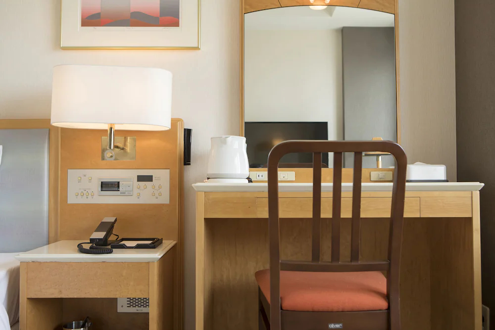 Art Hotel Osaka Bay Tower