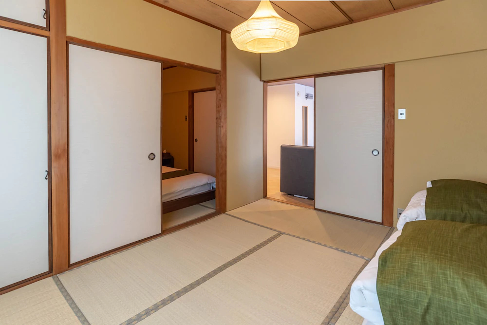 Bijou Suites Pieces