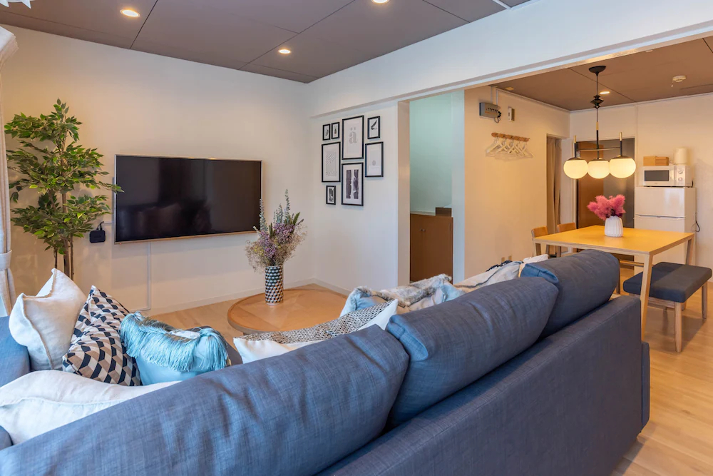 Bijou Suites Pieces