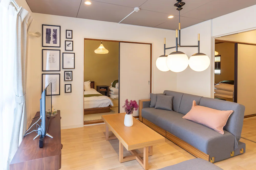 Bijou Suites Pieces
