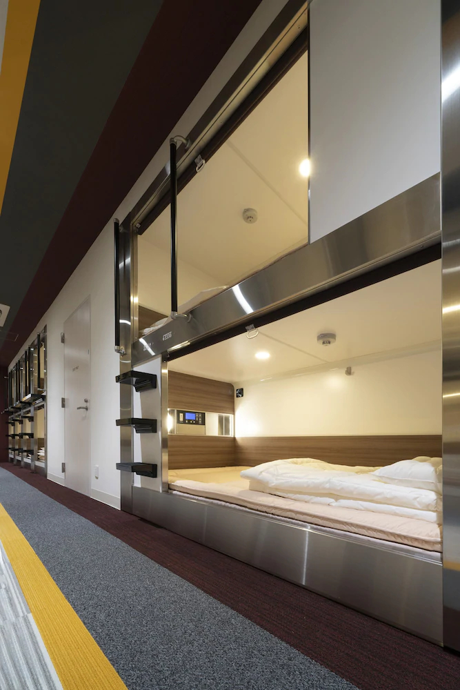 Capsule Hotel J Garden Shin-Osaka