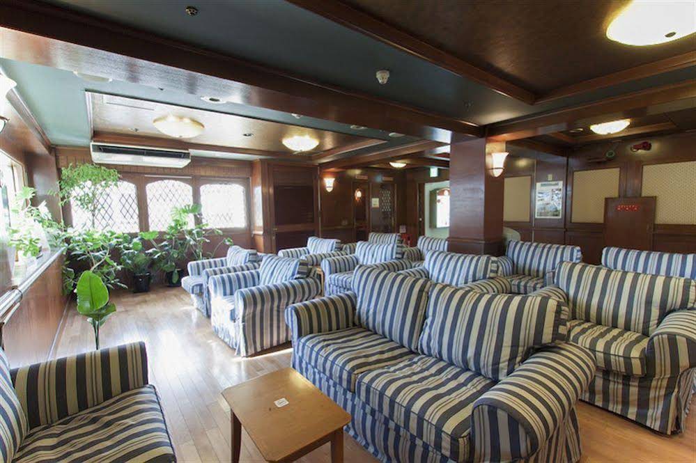 Capsule inn Osaka - Caters to Men