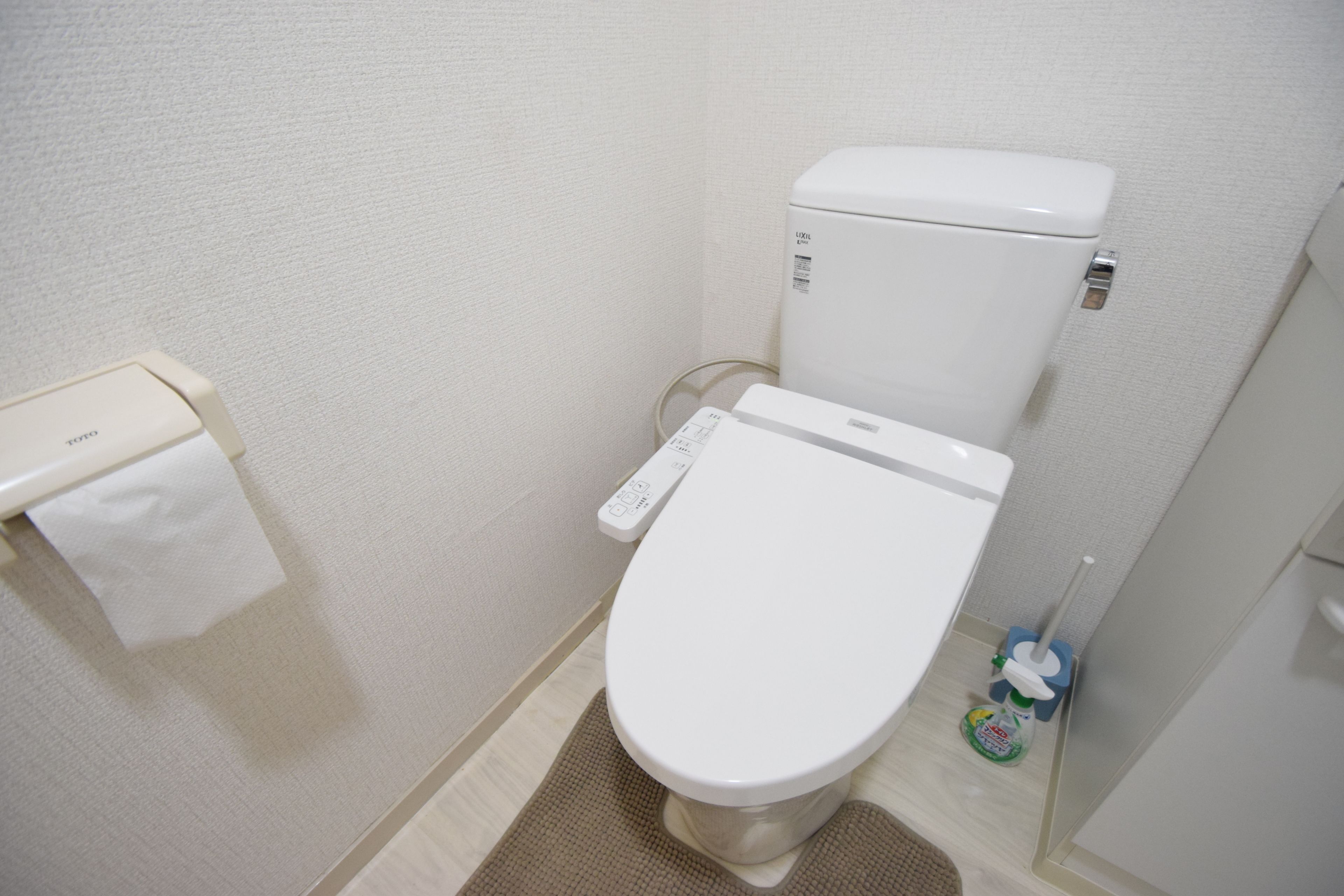 Clio Court Namba East