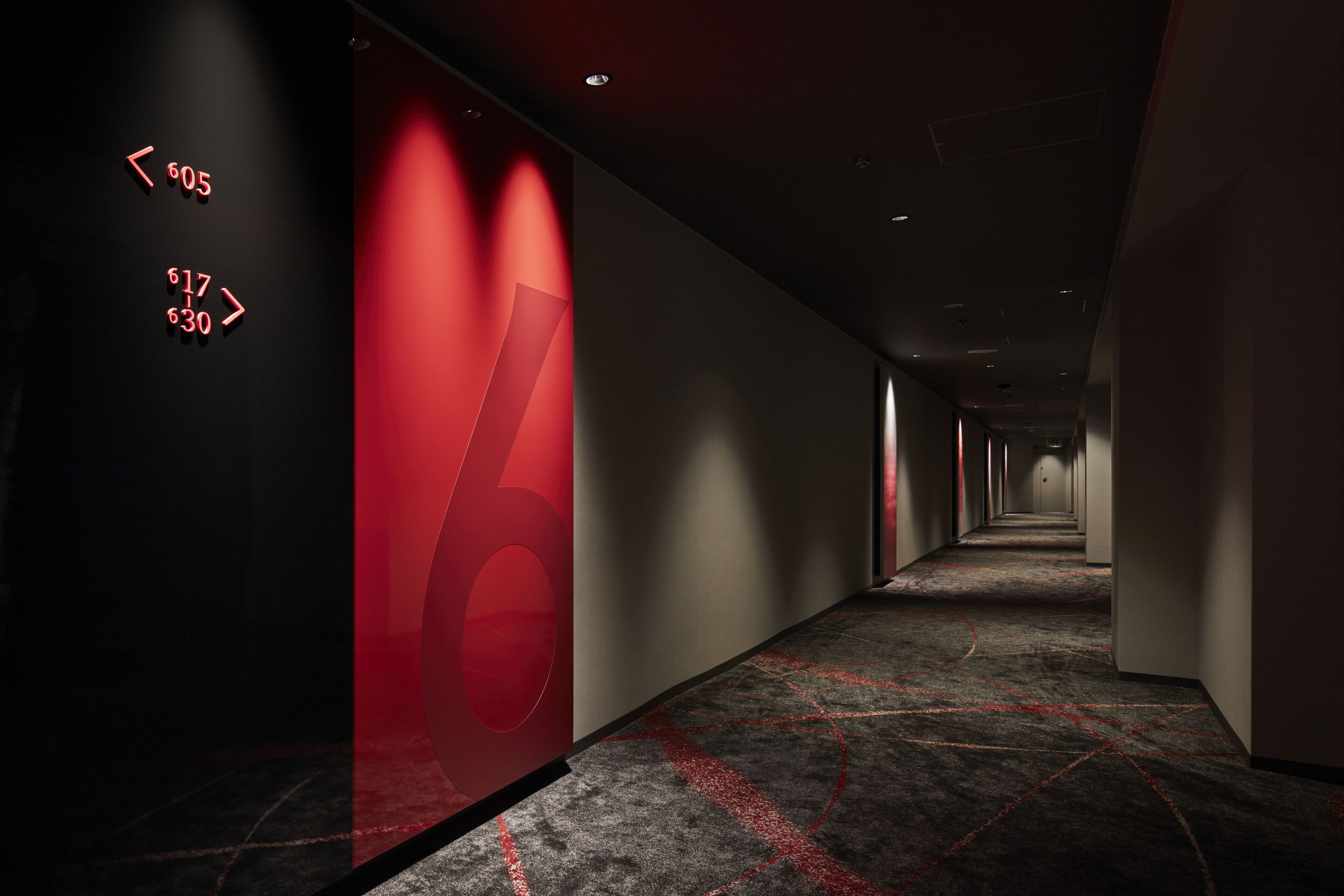 Cross Hotel Osaka