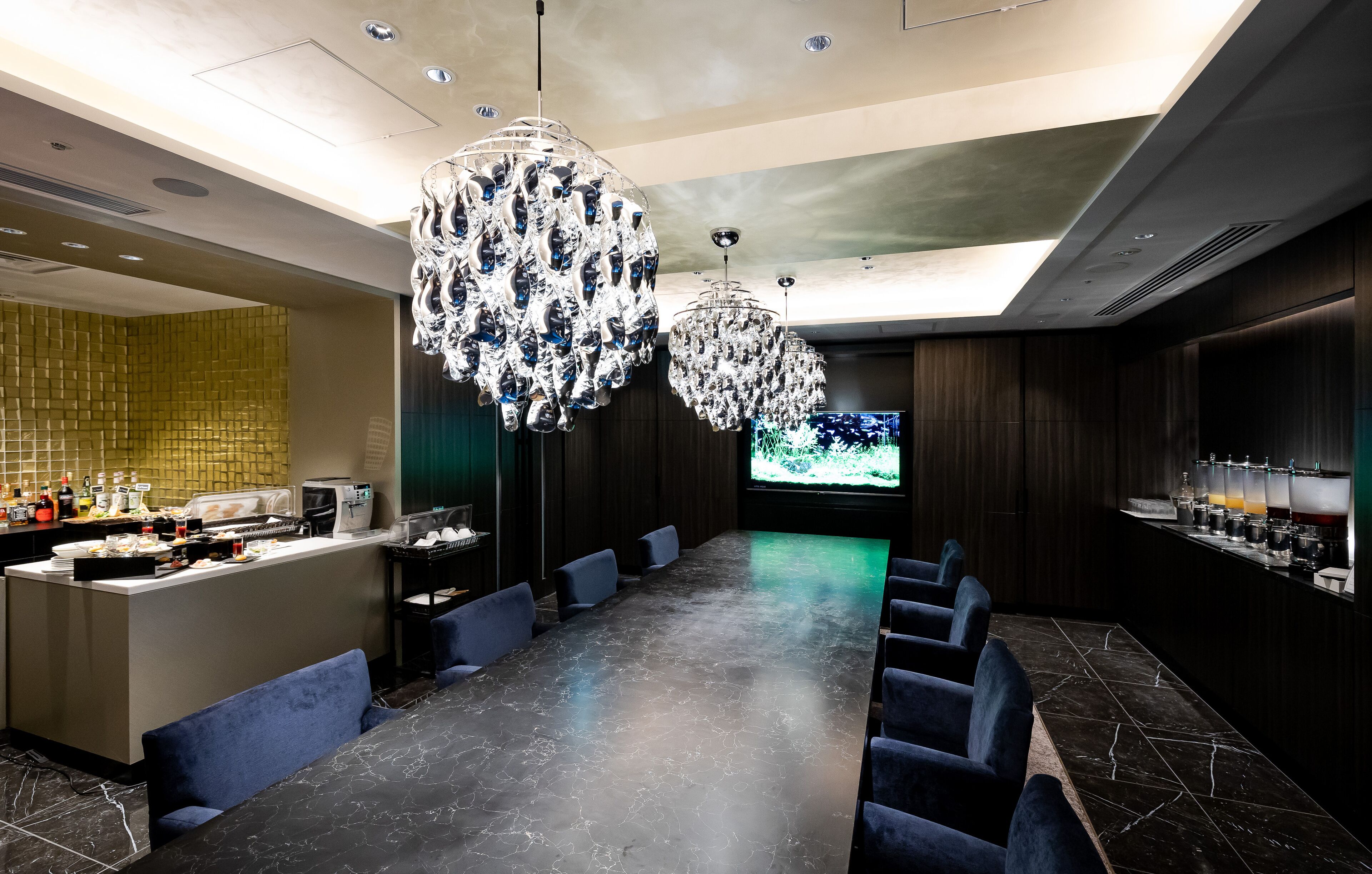 Cross Hotel Osaka