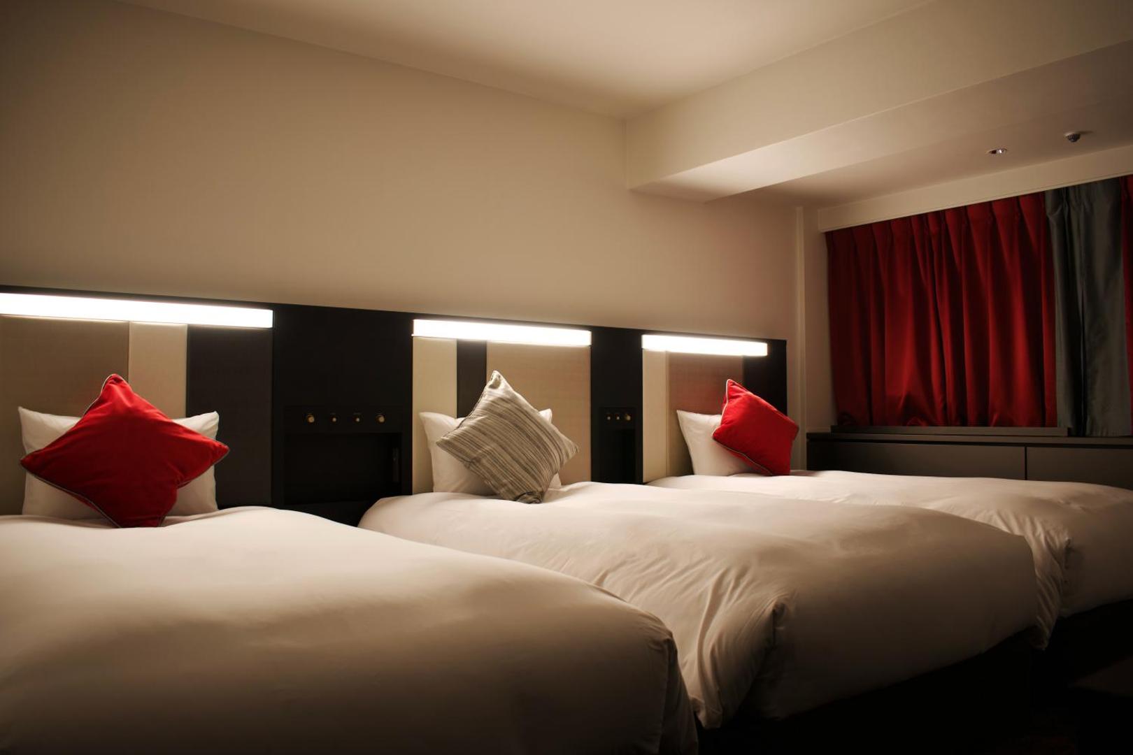 Cross Hotel Osaka