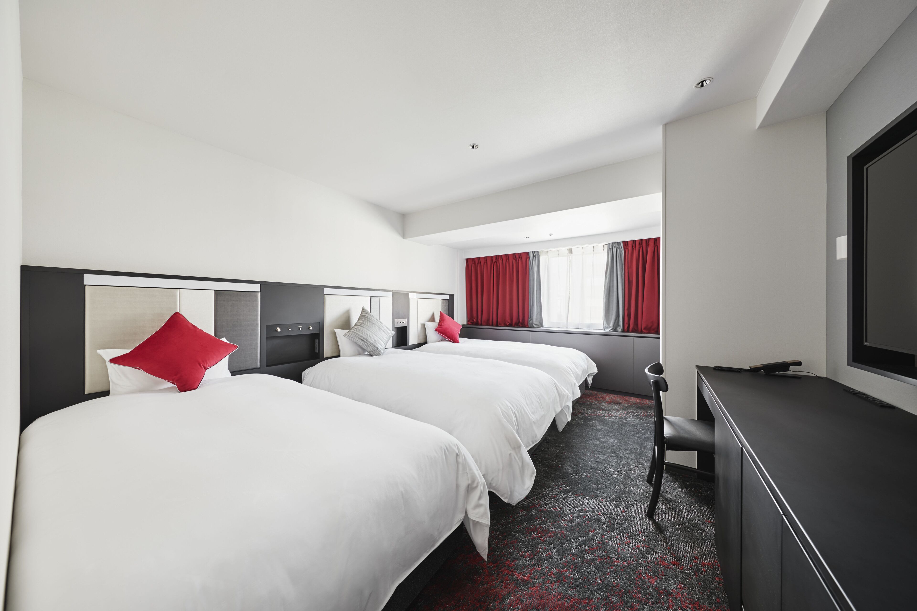 Cross Hotel Osaka