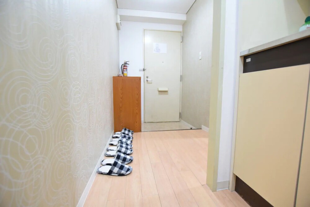 Dotonbori Higashi Art Hotel