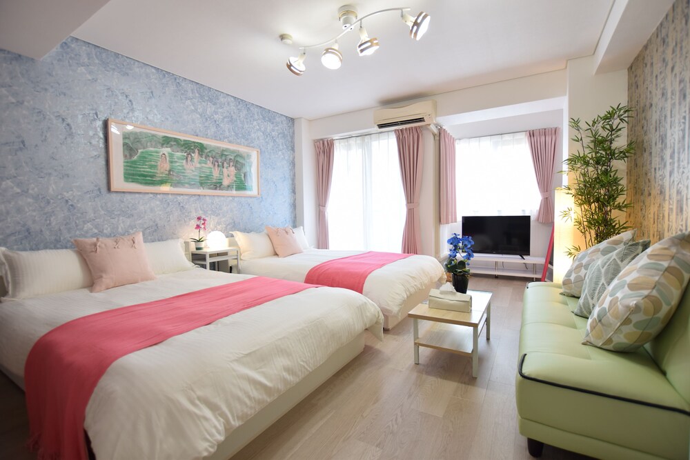 Dotonbori Higashi Art Hotel