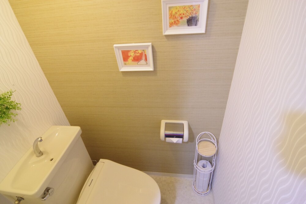 Dotonbori Higashi Art Hotel