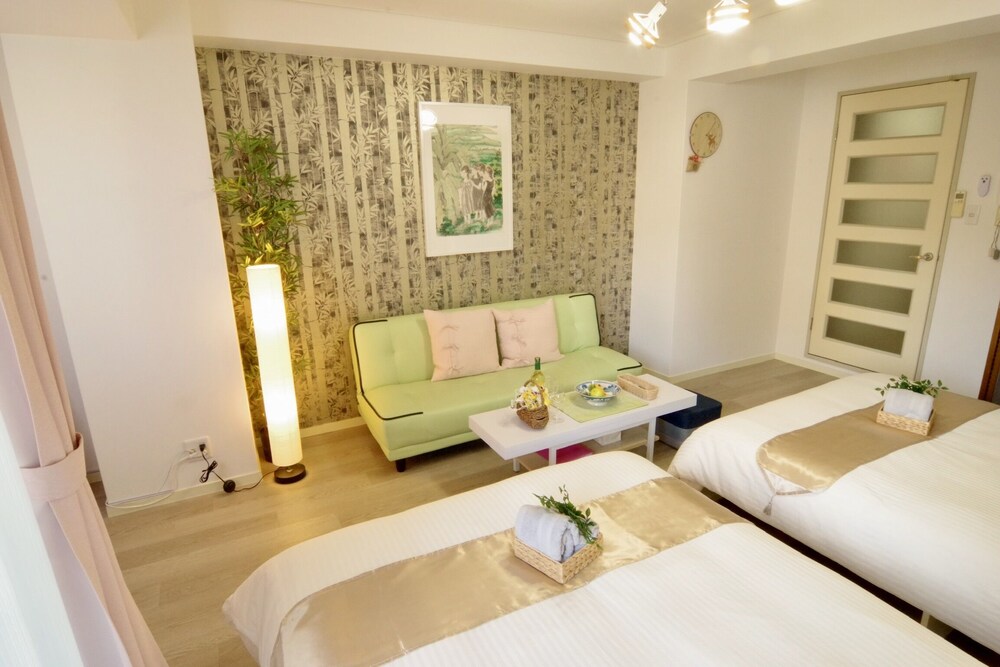 Dotonbori Higashi Art Hotel