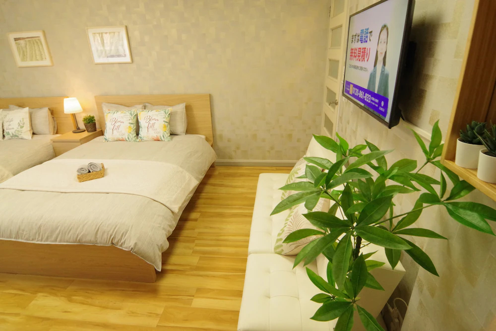 Dotonbori Higashi Art Hotel