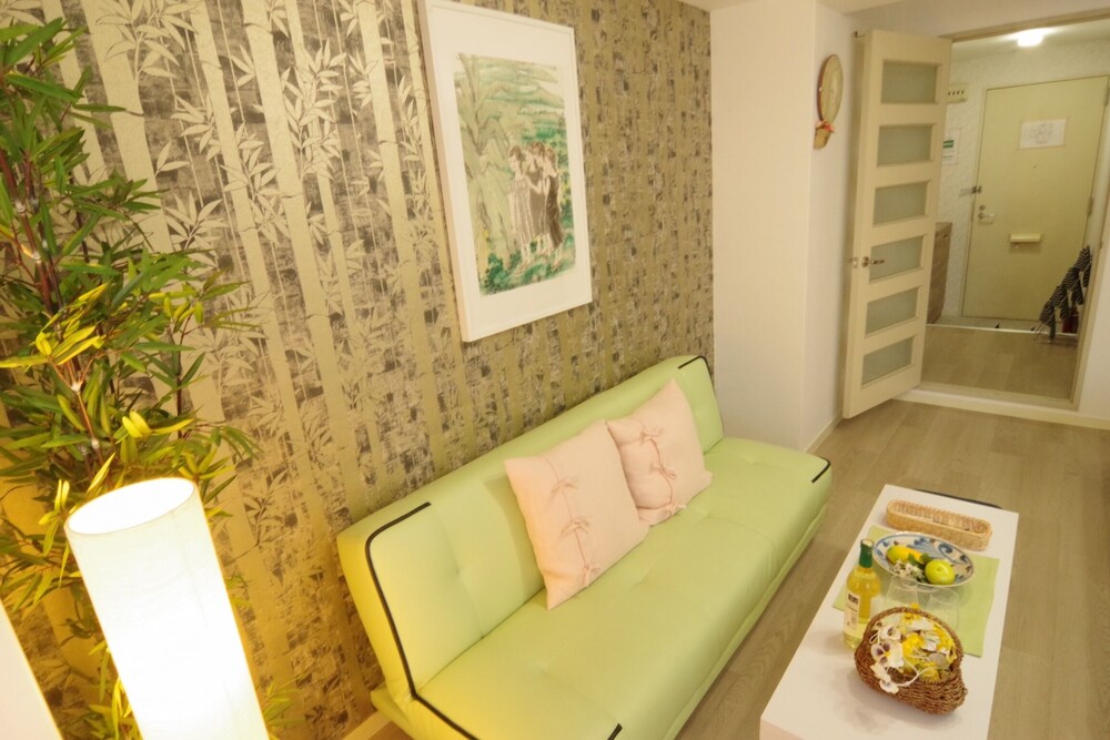 Dotonbori Higashi Art Hotel