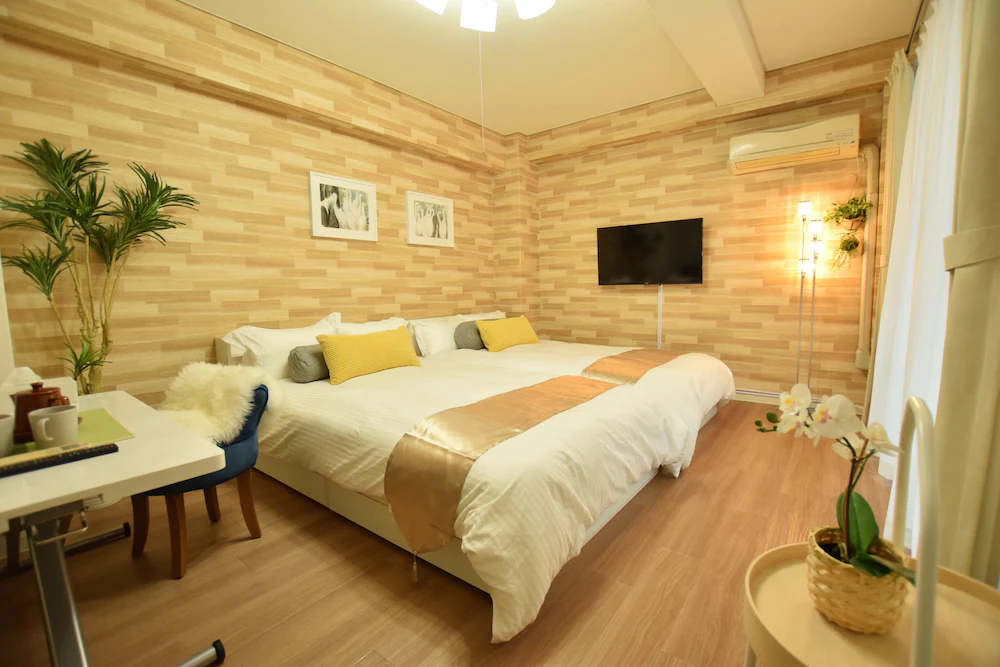 Dotonbori Higashi Art Hotel
