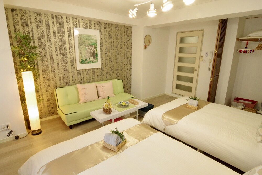 Dotonbori Higashi Art Hotel