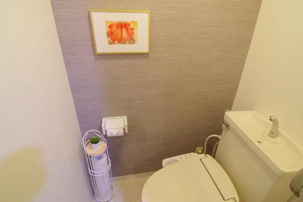 Dotonbori Higashi Art Hotel