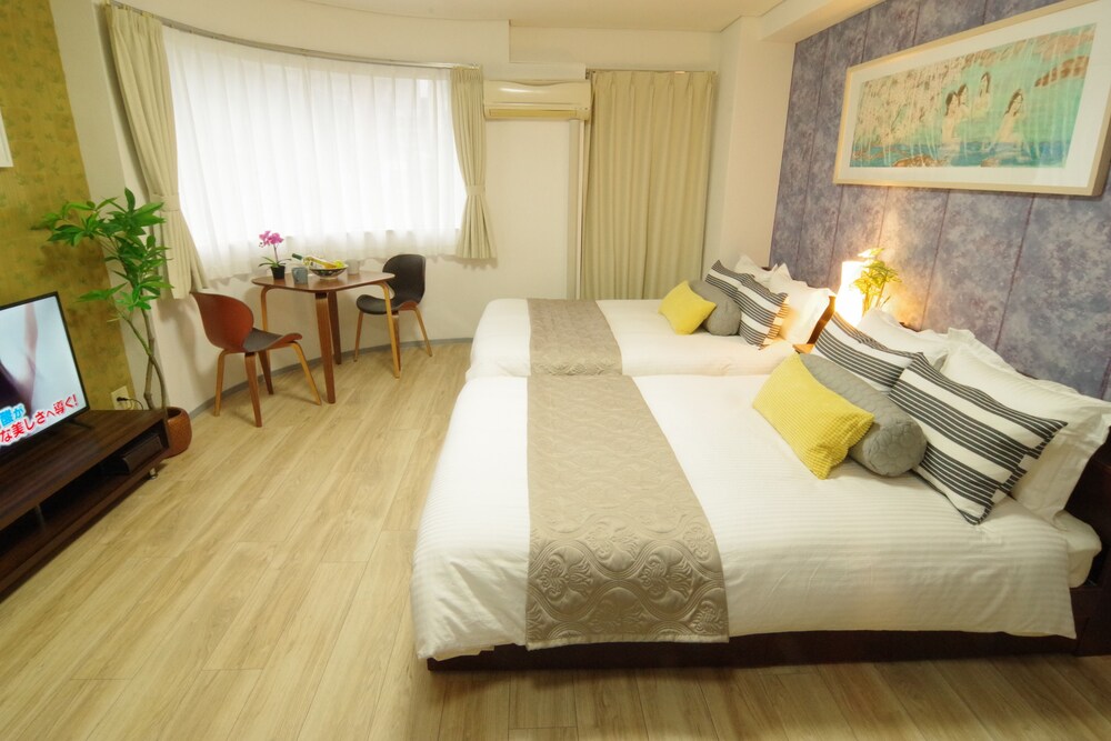 Dotonbori Higashi Art Hotel