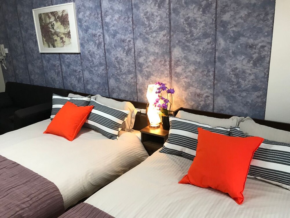 Dotonbori Higashi Art Hotel