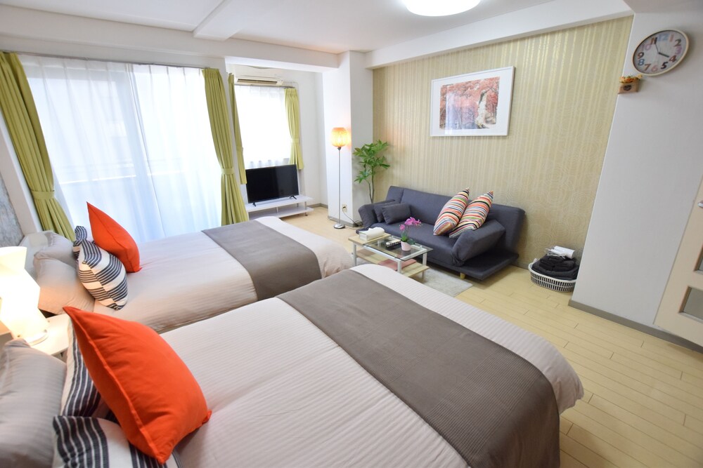 Dotonbori Higashi Art Hotel