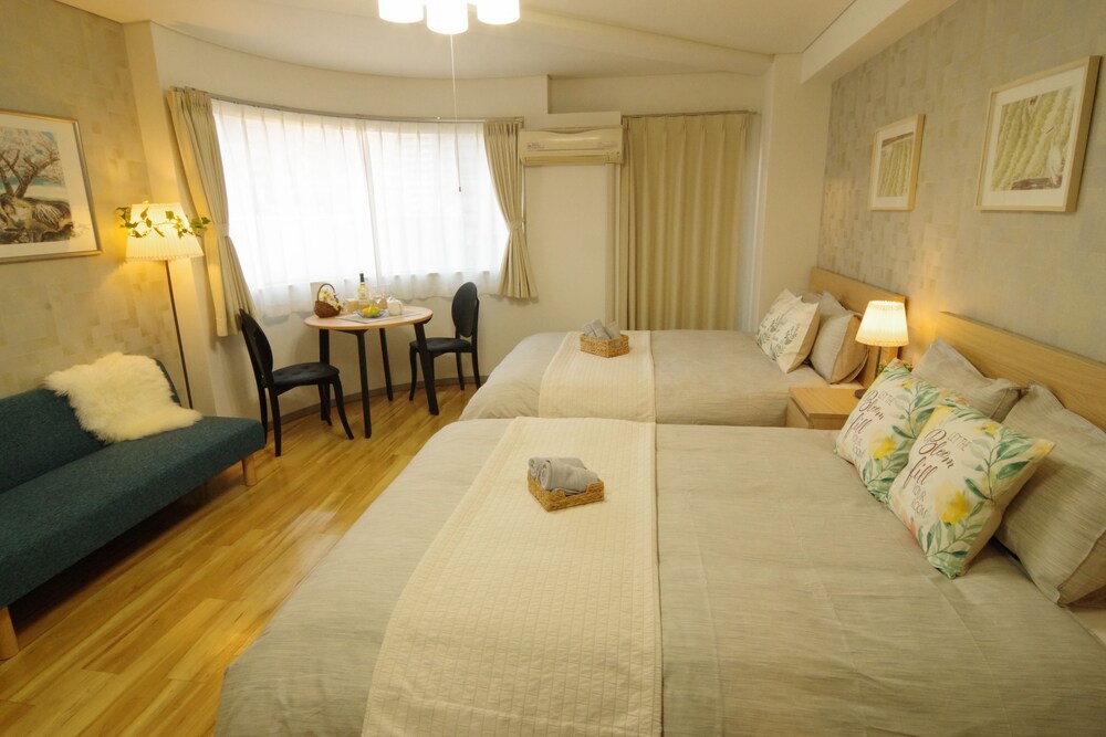 Dotonbori Higashi Art Hotel