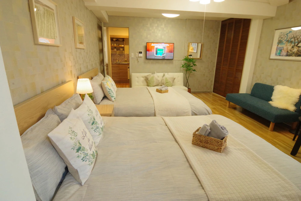 Dotonbori Higashi Art Hotel
