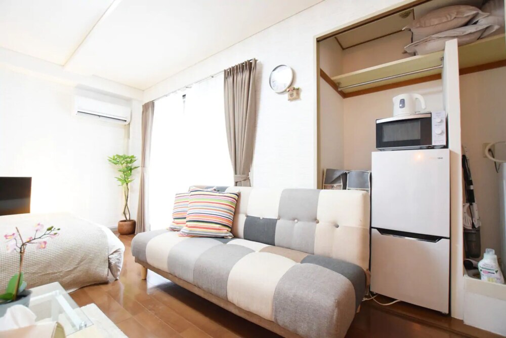 Dotonbori Higashi Art Hotel