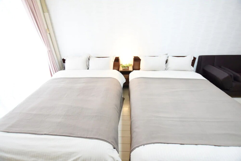 Dotonbori Higashi Art Hotel