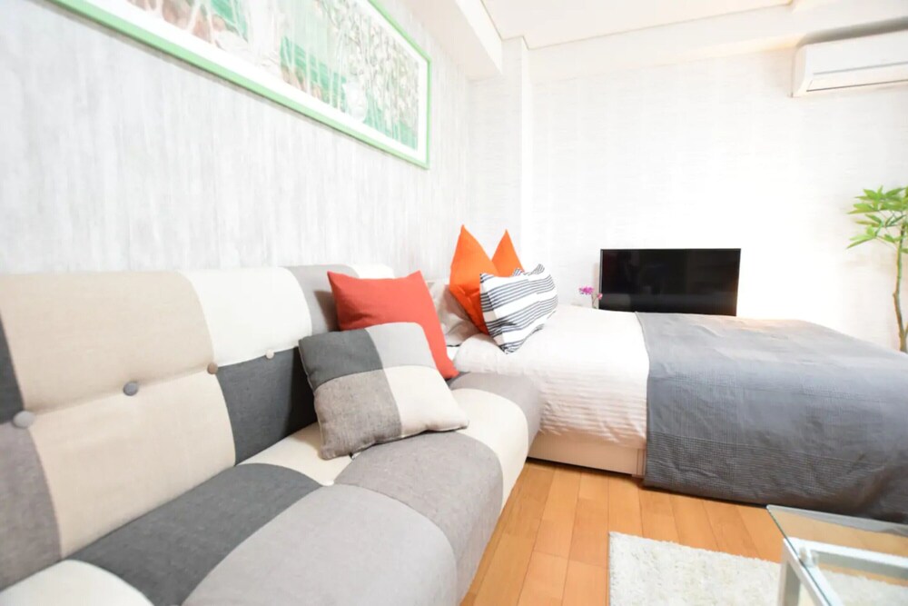 Dotonbori Higashi Art Hotel